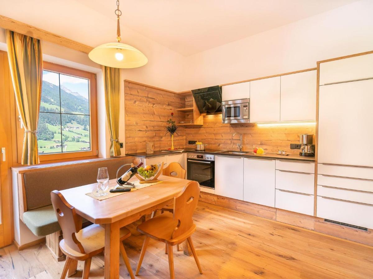 Apartment In Neustift Im Stubaital Near Ski Lift Exteriör bild